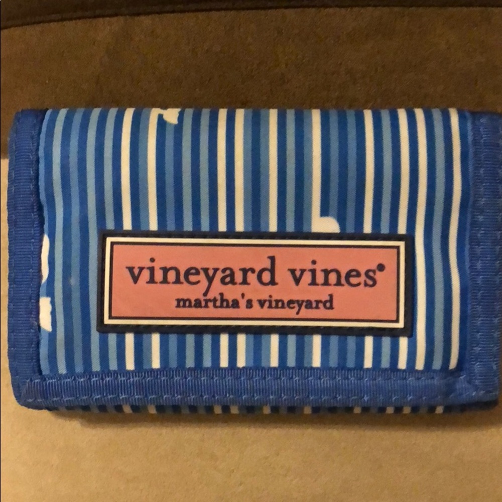 Vineyard Vines whales Velcro trifold wallet